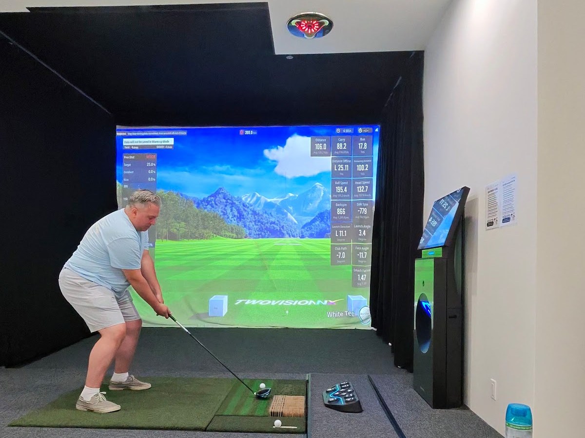 HOLE19 guest photo